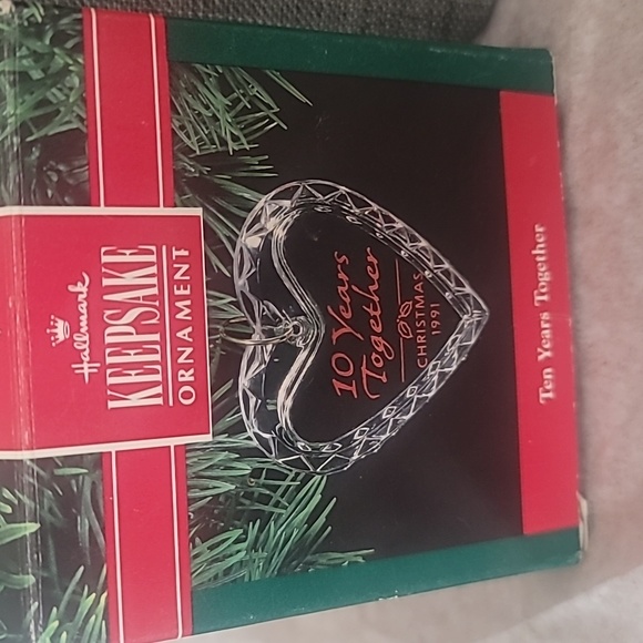 Hallmark 1991 Ten Years Together ornament - Picture 3 of 4